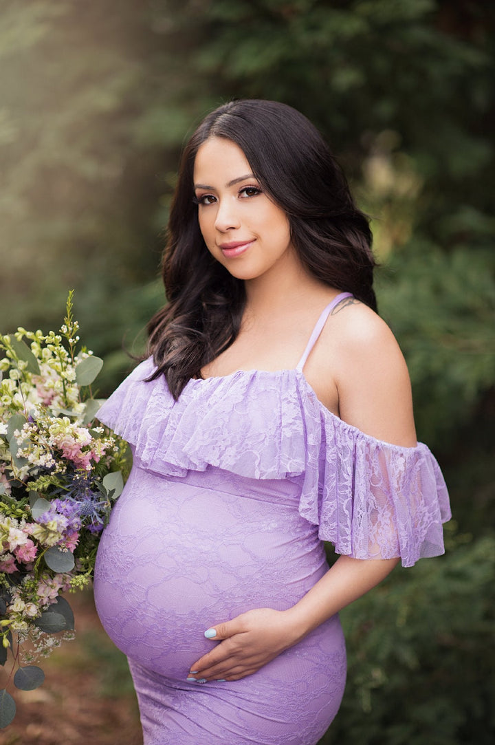 Lace Maternity Dress: A Perfect Blend of Comfort and Style